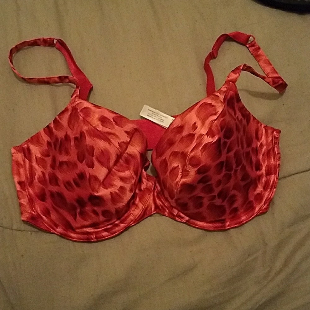 VS Colorful Bra. *** NWT ***